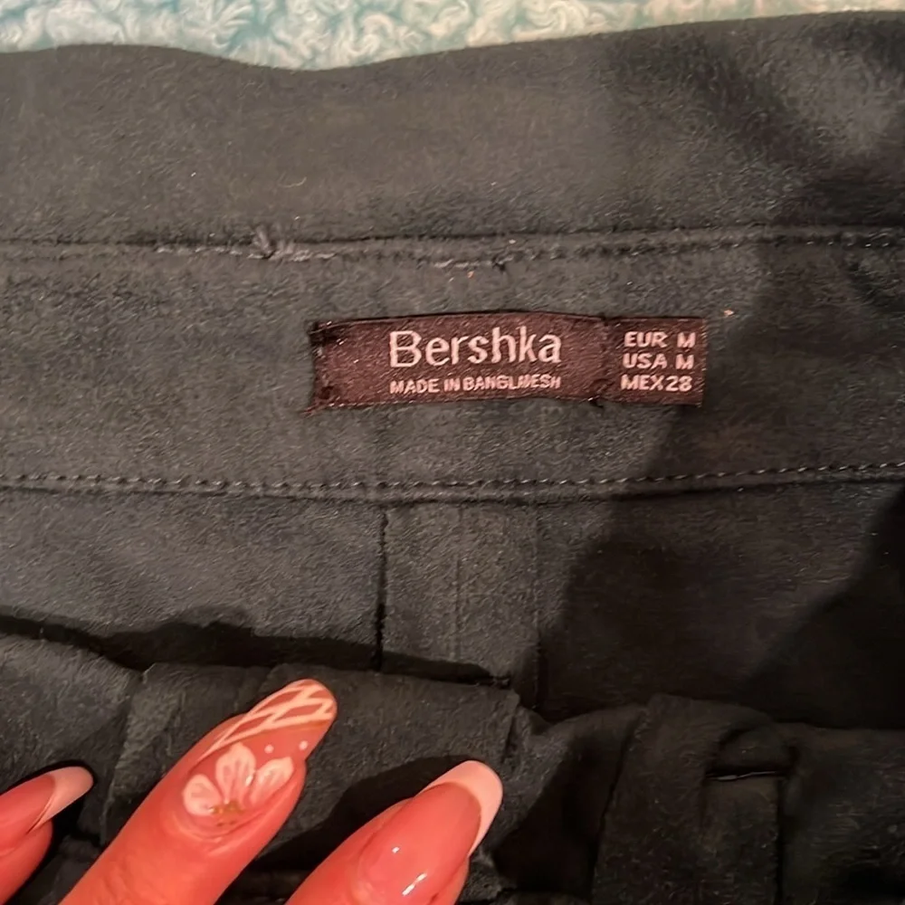 🔥Bershka Elegant Green Women's Skirt🔥
